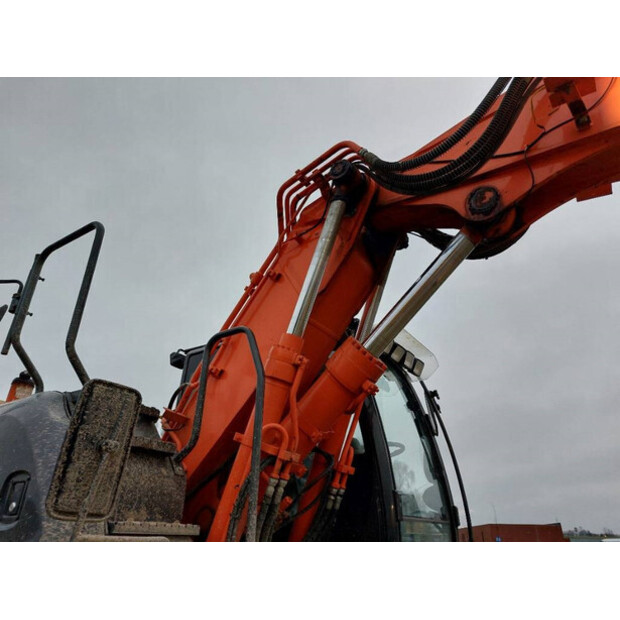 2016 Hitachi ZX170W-5B-43780357