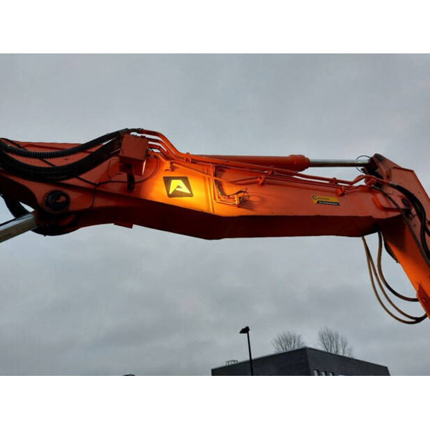 2016 Hitachi ZX170W-5B-43780358