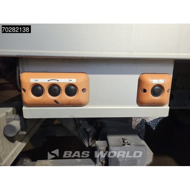 2018 Mercedes-Benz Atego 1524-43780585