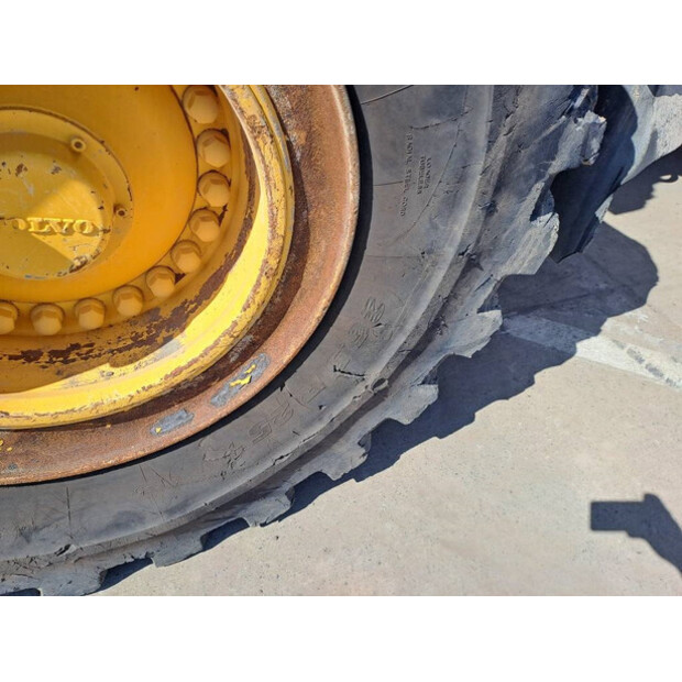 2013 Volvo L180G-43780600