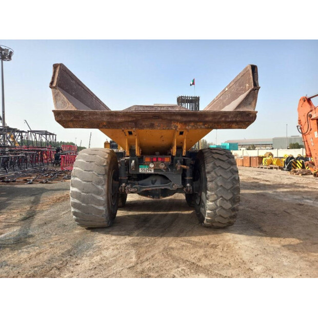 2017 كوماتسو HM400-3R-43780870