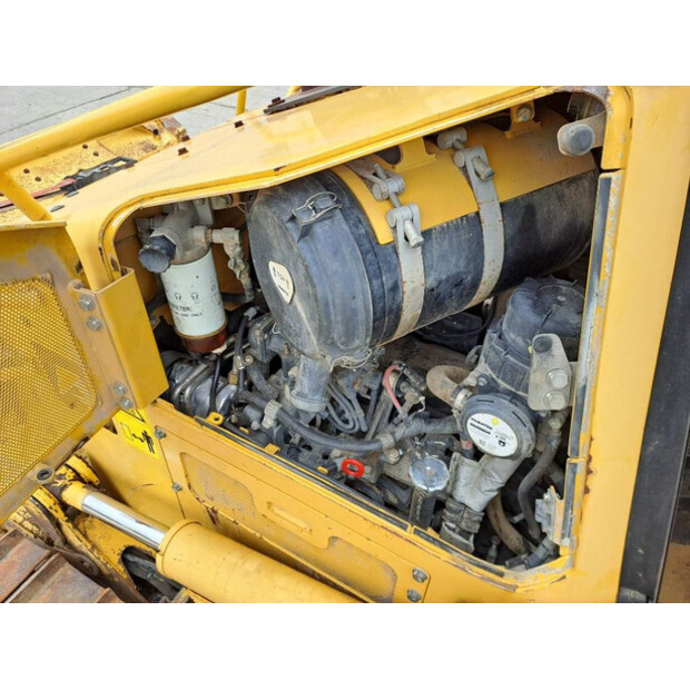 2014 كوماتسو D61PXI-23-43781048