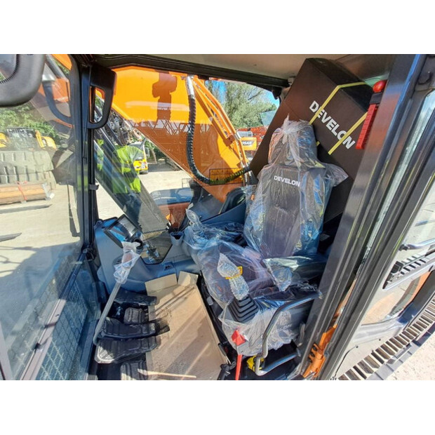 2025 دووسان DX300LC-7M-43781213