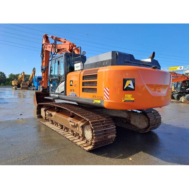 2018 Hitachi ZX300LC-6-43781266