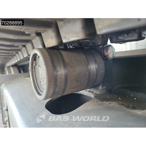 2024 زووم ليون ZE26GU-43781390