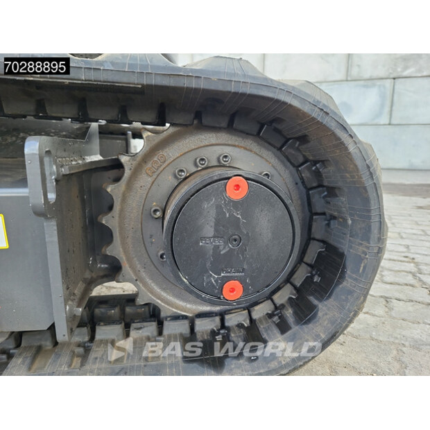 2024 زووم ليون ZE26GU-43781391