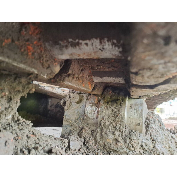 2019 Caterpillar 374FL-43781469