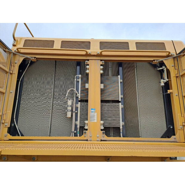 2019 Caterpillar 374FL-43781475