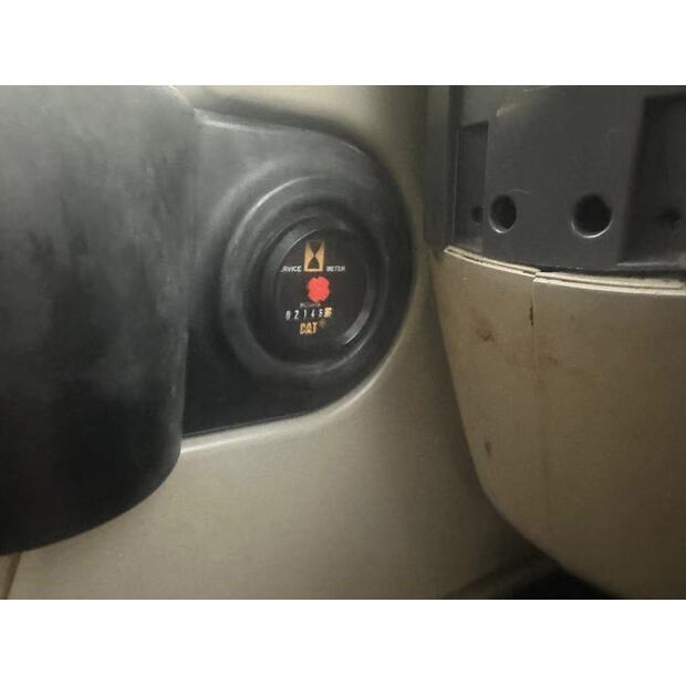 2018 كاتربيلر 320C-43781695