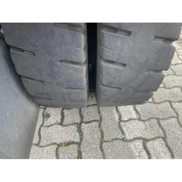 2013 KALMAR ECF80-9-43782075