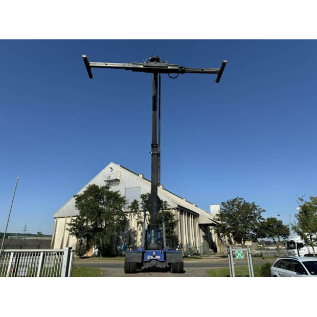 2017 KALMAR DRG100-54S6-43782165