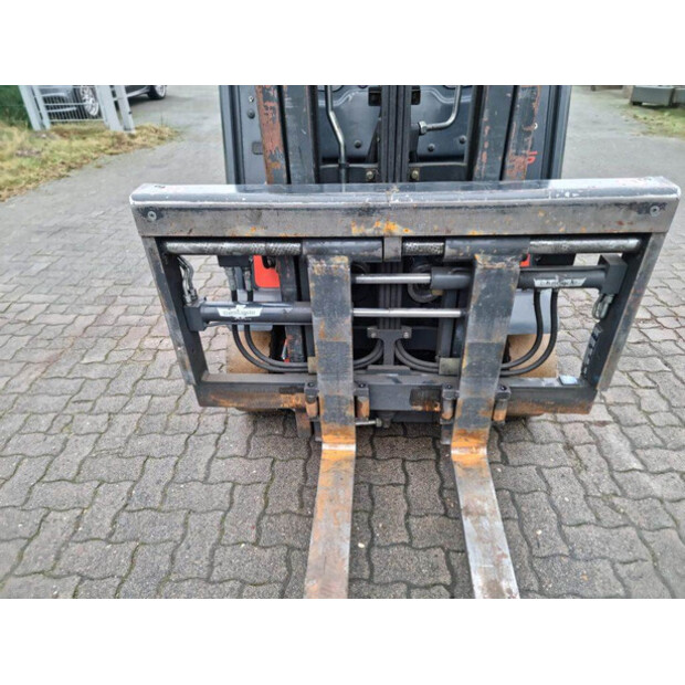 2017 ليندي E16PH-43782293