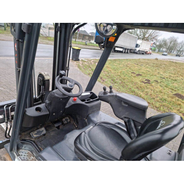 2017 ليندي E16PH-43782294