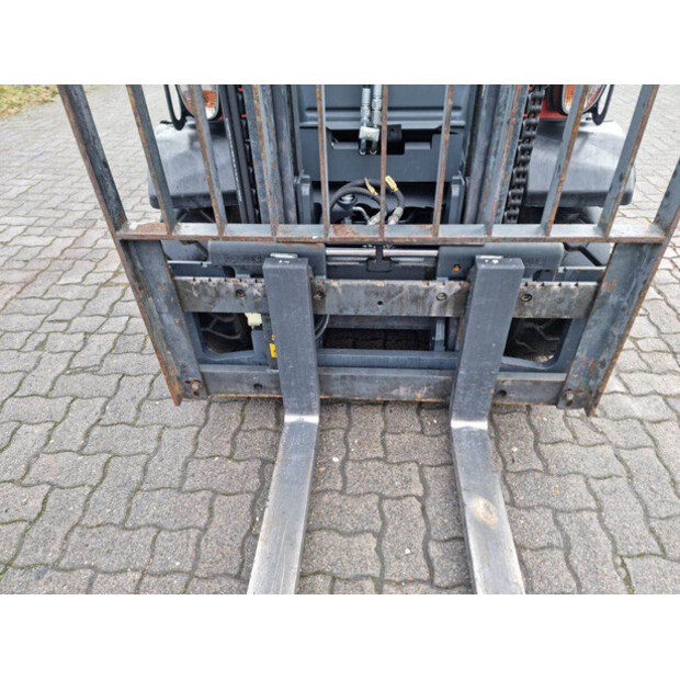 2017 ليندي H25D-02-43782303