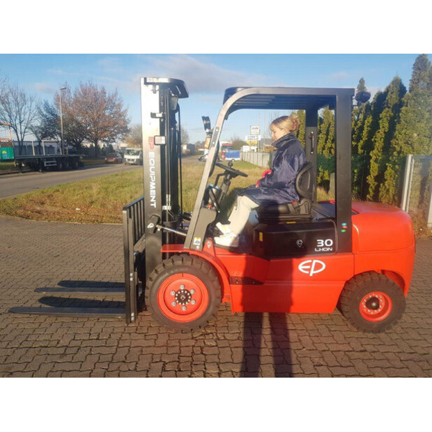 2021 إي بي EFL302-43782335