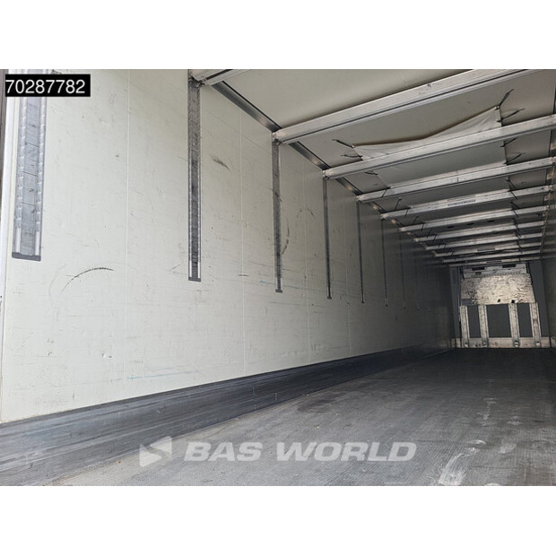 2020 كرون Carrier Vector 1550-43782406