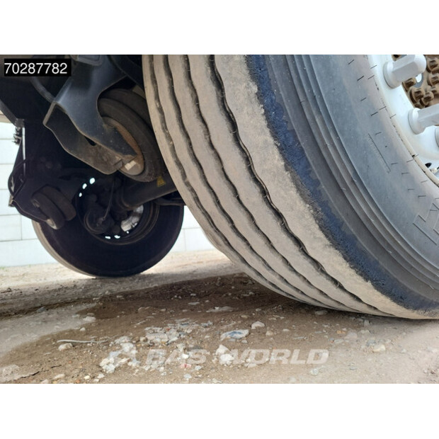 2020 كرون Carrier Vector 1550-43782424