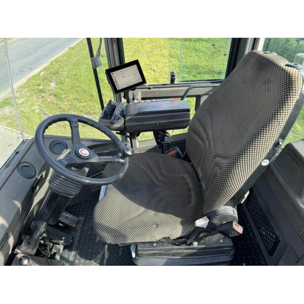 2018 اس ام في 20-1200C-43782541