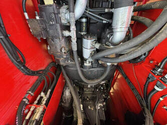 2009-cvs-ferrari-f481-1385216-43782756