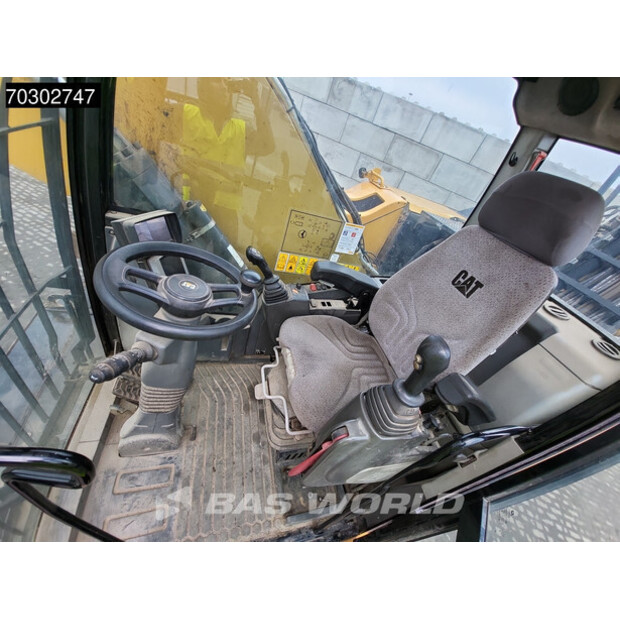 2017 كاتربيلر MH3024-43783490