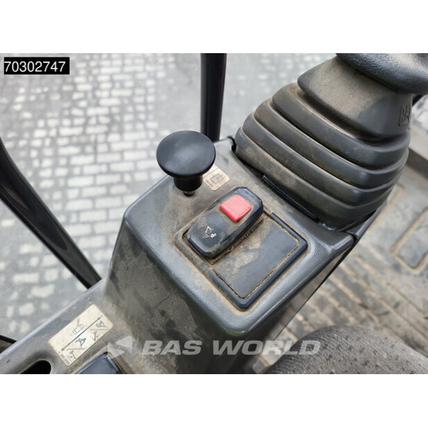 2017 كاتربيلر MH3024-43783499