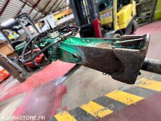 2021-montabert-m900-43797924