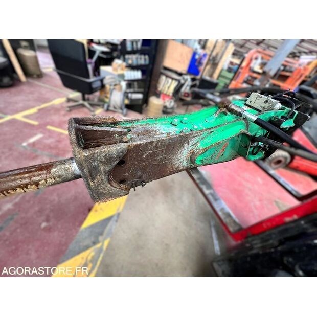 2021 Montabert M900-43797925