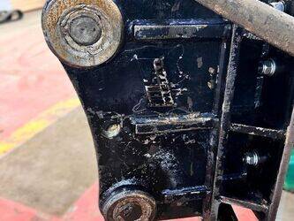 2021-montabert-m900-43797928