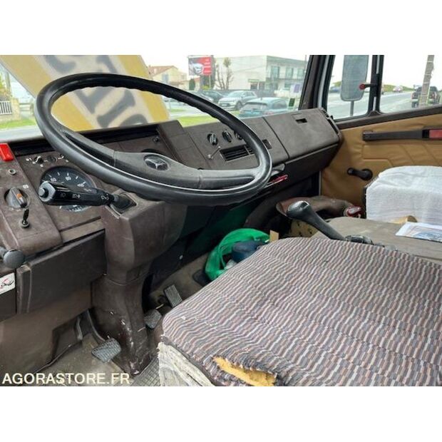 1990 Mercedes-Benz 809-43798098