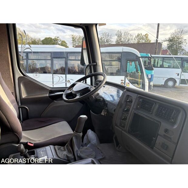 2006 رينو PREMIUM-43798327