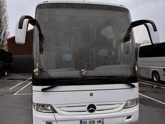 2014-mercedes-benz-tourismo-1385512-43798635