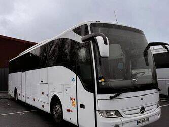 2014-mercedes-benz-tourismo-1385512-43798639