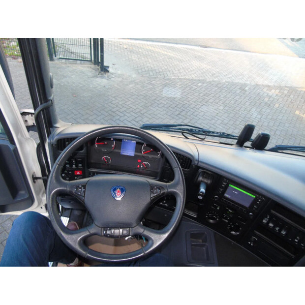 2017 سكانيا P370-43798897