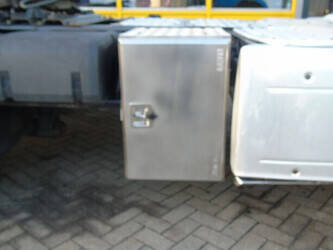 2014-daf-xf-410-1385533-43799073