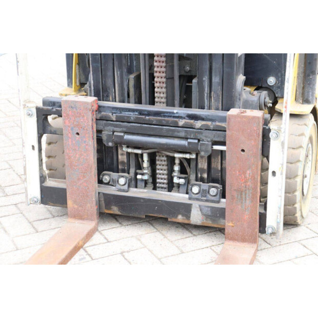 2016 Yale ERP16VF-43799559