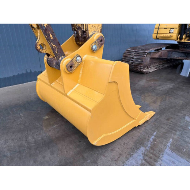 2010 Caterpillar 323DL-43800710