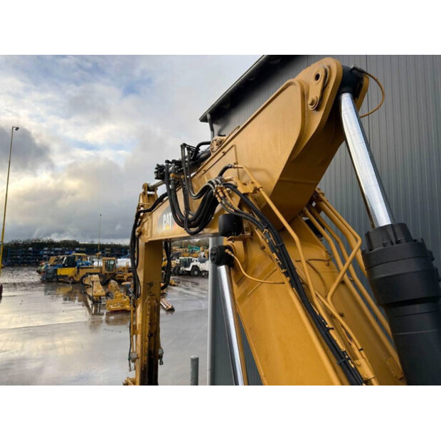 2010 Caterpillar 323DL-43800743