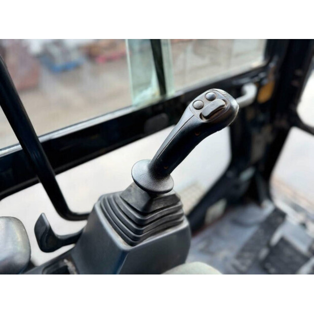 2010 Caterpillar 323DL-43800765