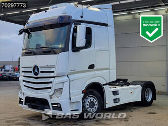 صورة ل رؤوس شاحنات 2019 مرسيدس بنز Actros 1848