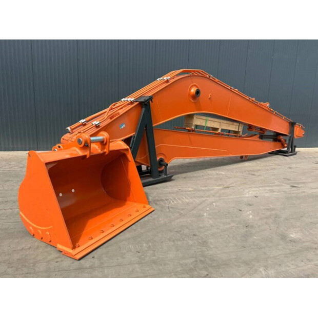 2025 Hitachi ZX210-43802324