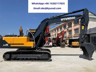 صورة ل حفارات مجنزرة 2024 هيونداي HX220S