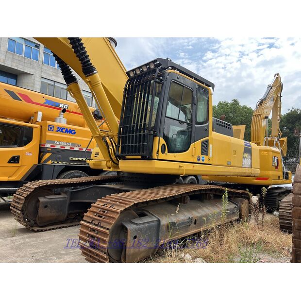 2023 Komatsu PC400-8R-43802935
