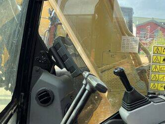 2024-caterpillar-310-1385731-43802972