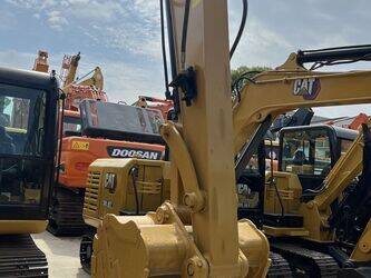 2024-caterpillar-310-1385731-43802975