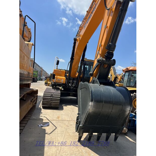 2024 هيونداي R220LC-9S-43803005