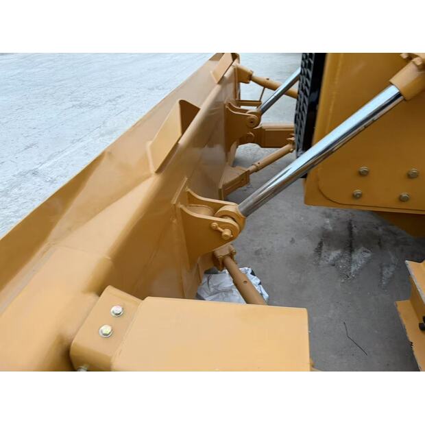 2023 Caterpillar D6G-43803133