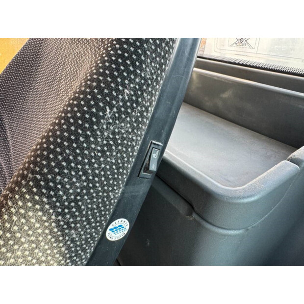 2018 ليبهير R946LC-43803525