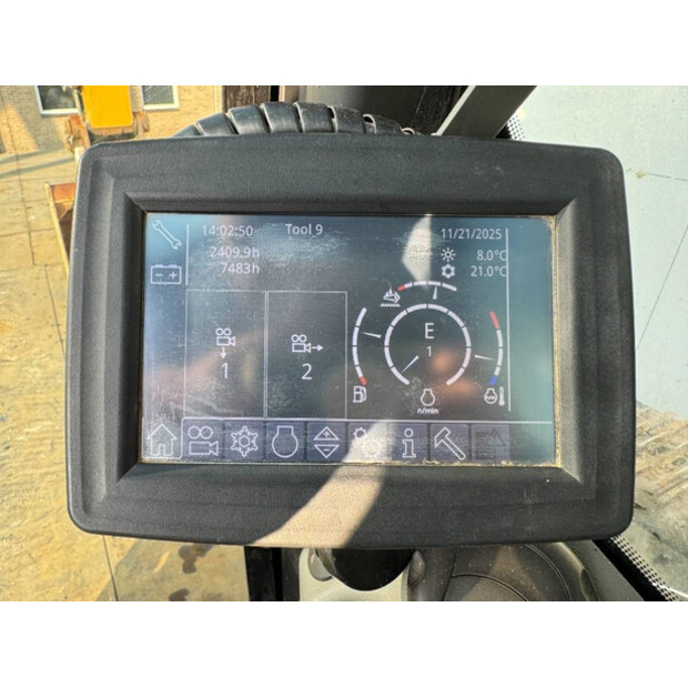 2018 ليبهير R946LC-43803529