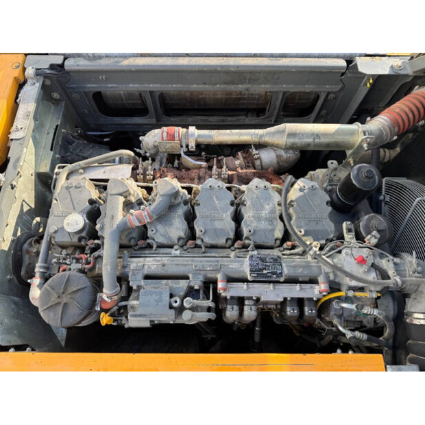 2018 ليبهير R946LC-43803554