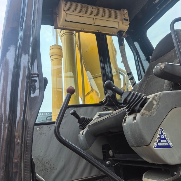 2019 Komatsu PC200-6-43804831